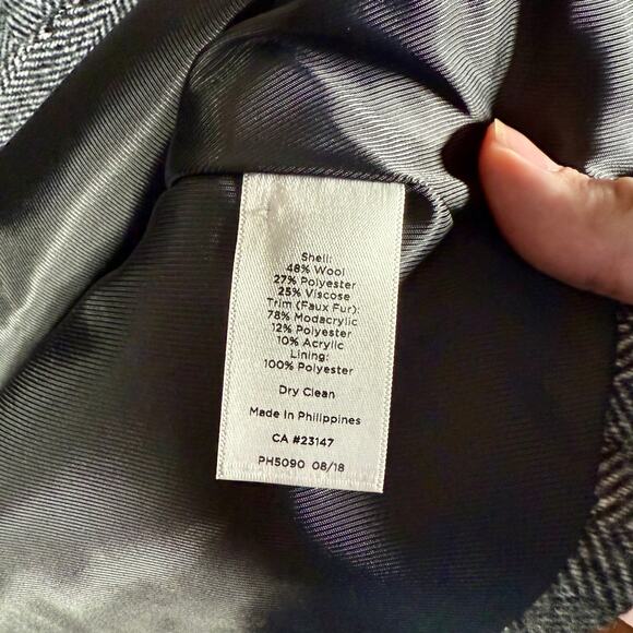 Talbots Women's 16 Gray Herringbone Aberdeen Shetland Blazer Faux Fur Collar - Picture 5 of 12